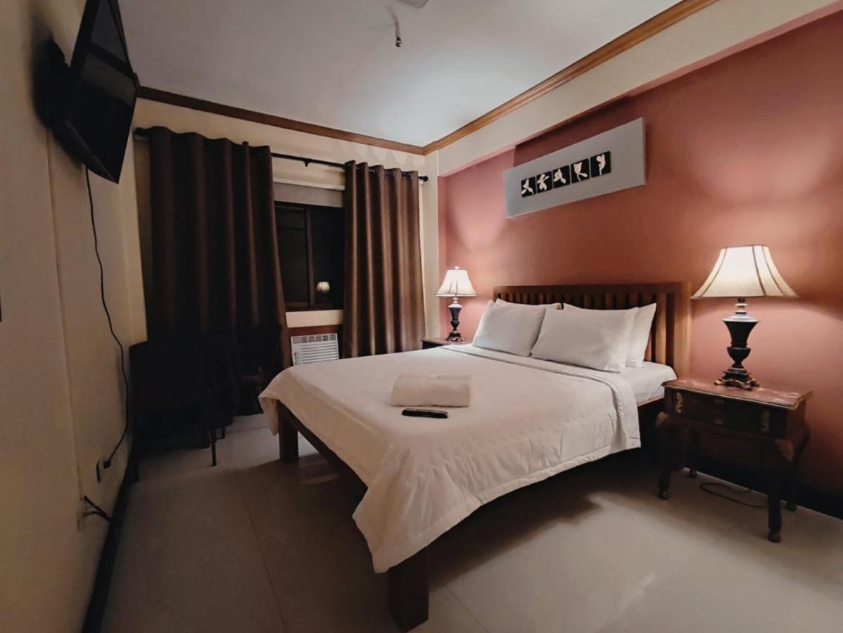 Spring Plaza Hotel Dasmarinas Εξωτερικό φωτογραφία