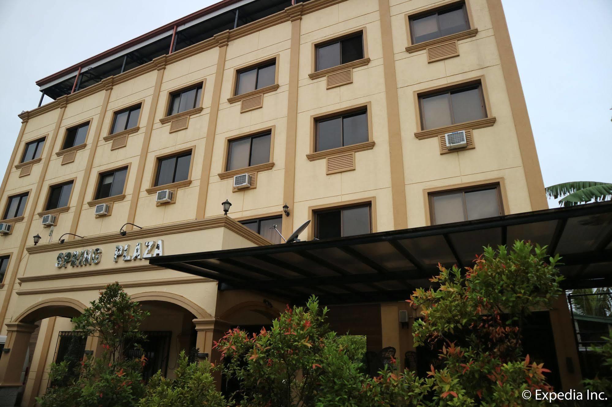 Spring Plaza Hotel Dasmarinas Εξωτερικό φωτογραφία